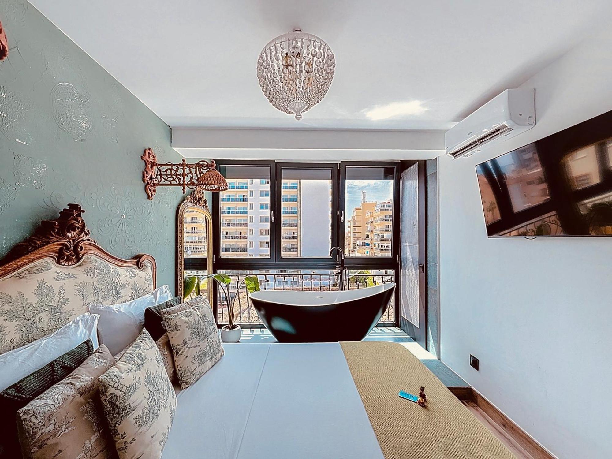 Apartamento Alhambra Deco Homtels Torremolinos Exterior foto