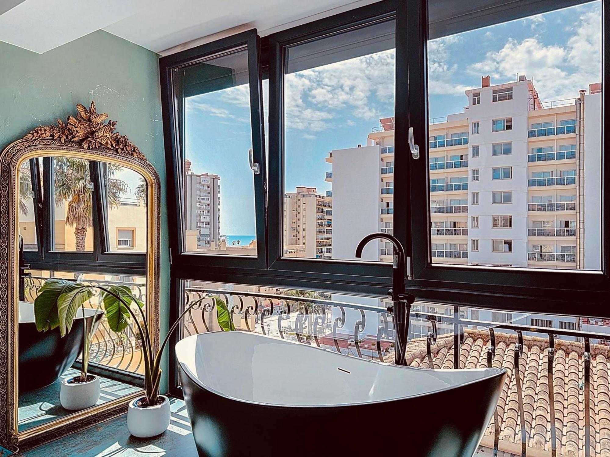 Apartamento Alhambra Deco Homtels Torremolinos Exterior foto
